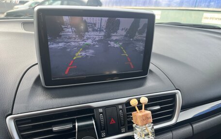 Mazda 3, 2015 год, 1 400 000 рублей, 10 фотография