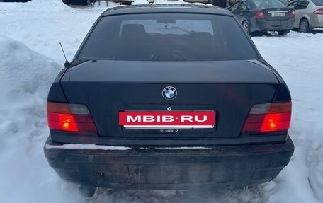 BMW 3 серия, 1994 год, 300 000 рублей, 3 фотография