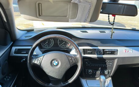 BMW 3 серия, 2009 год, 1 090 000 рублей, 8 фотография