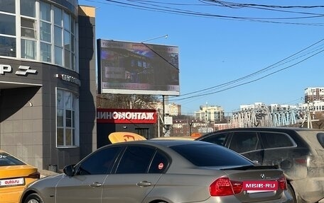 BMW 3 серия, 2009 год, 1 090 000 рублей, 3 фотография