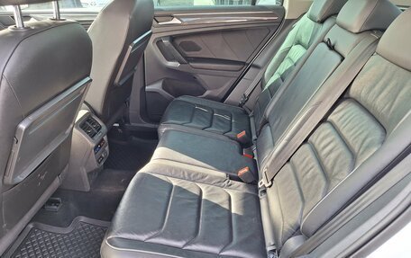 Volkswagen Tiguan II, 2019 год, 2 780 000 рублей, 14 фотография