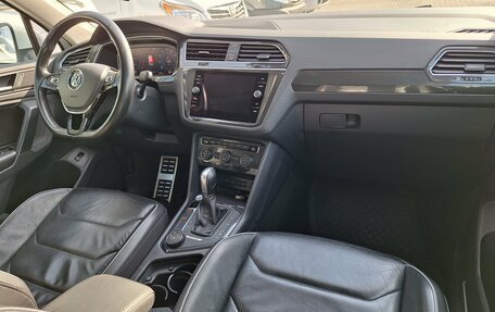 Volkswagen Tiguan II, 2019 год, 2 780 000 рублей, 16 фотография