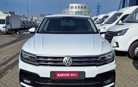 Volkswagen Tiguan II, 2019 год, 2 780 000 рублей, 5 фотография