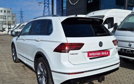 Volkswagen Tiguan II, 2019 год, 2 780 000 рублей, 10 фотография