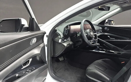 Hyundai Avante, 2024 год, 1 750 000 рублей, 11 фотография