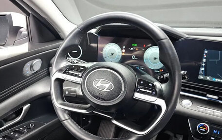 Hyundai Avante, 2024 год, 1 750 000 рублей, 13 фотография