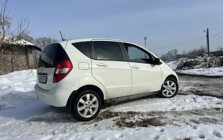 Mercedes-Benz A-Класс, 2012 год, 650 000 рублей, 3 фотография
