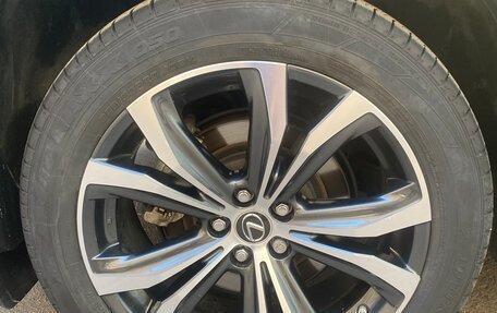 Lexus RX IV рестайлинг, 2021 год, 5 990 000 рублей, 9 фотография