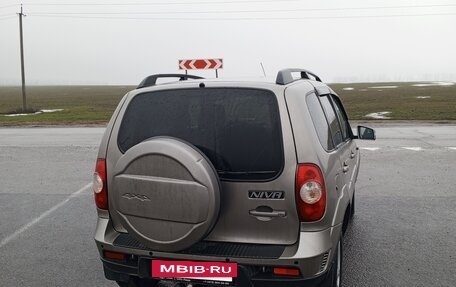 Chevrolet Niva I рестайлинг, 2017 год, 785 000 рублей, 4 фотография