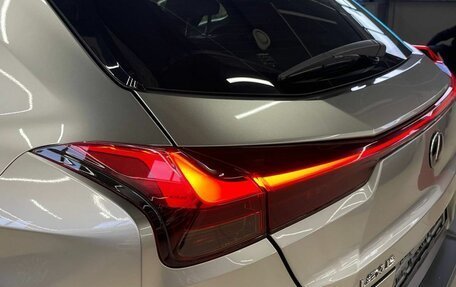 Lexus UX I, 2020 год, 2 740 000 рублей, 10 фотография