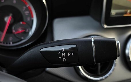 Mercedes-Benz CLA, 2015 год, 1 650 000 рублей, 15 фотография