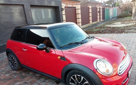 MINI Hatch, 2013 год, 1 200 000 рублей, 2 фотография