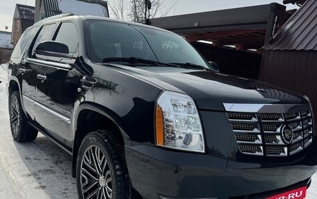 Cadillac Escalade III, 2011 год, 3 200 000 рублей, 3 фотография