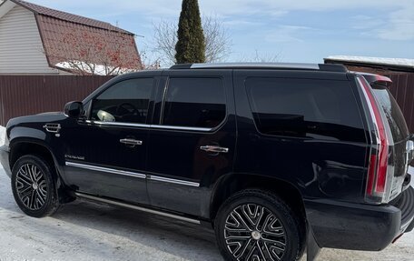 Cadillac Escalade III, 2011 год, 3 200 000 рублей, 14 фотография