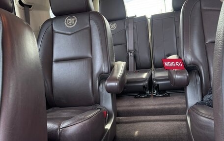 Cadillac Escalade III, 2011 год, 3 200 000 рублей, 12 фотография