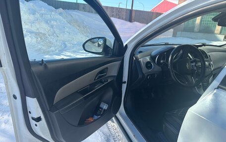 Chevrolet Cruze II, 2014 год, 675 000 рублей, 9 фотография