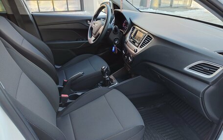 Hyundai Solaris II рестайлинг, 2019 год, 1 190 000 рублей, 7 фотография