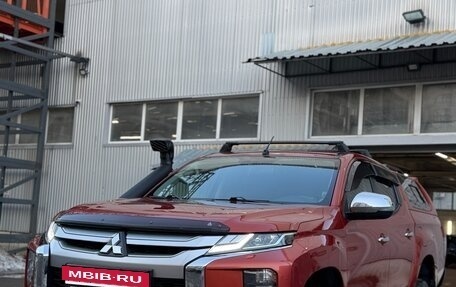 Mitsubishi L200 IV рестайлинг, 2020 год, 4 300 000 рублей, 2 фотография