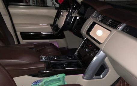 Land Rover Range Rover IV рестайлинг, 2017 год, 5 200 000 рублей, 6 фотография