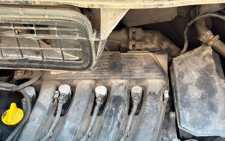 Renault Trafic, 2010 год, 850 000 рублей, 10 фотография