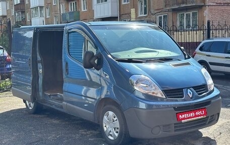 Renault Trafic, 2010 год, 850 000 рублей, 4 фотография