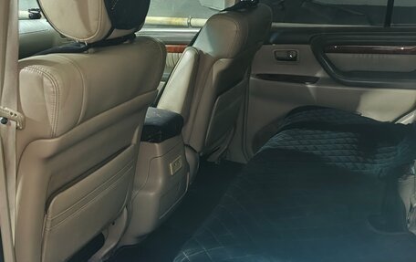 Lexus LX II, 2001 год, 1 920 000 рублей, 10 фотография