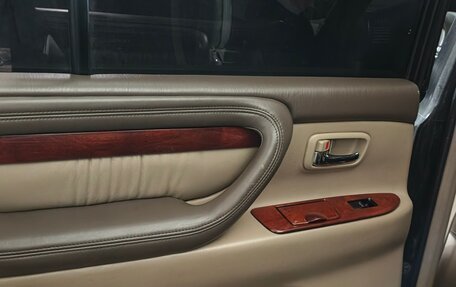 Lexus LX II, 2001 год, 1 920 000 рублей, 18 фотография