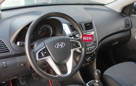 Hyundai Solaris II рестайлинг, 2012 год, 646 000 рублей, 10 фотография