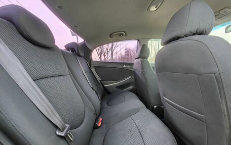 Hyundai Solaris II рестайлинг, 2011 год, 589 000 рублей, 13 фотография