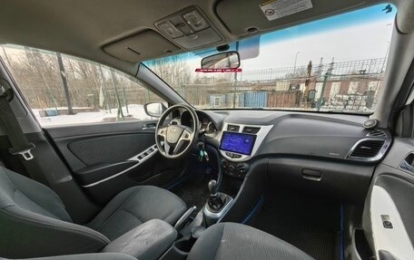Hyundai Solaris II рестайлинг, 2011 год, 589 000 рублей, 10 фотография