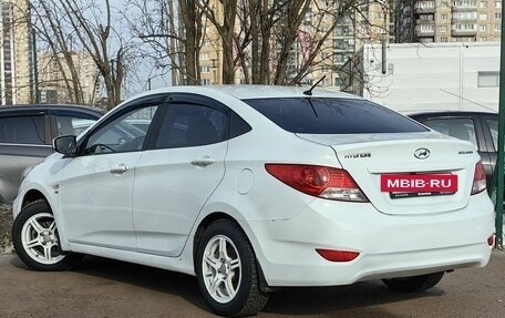 Hyundai Solaris II рестайлинг, 2011 год, 589 000 рублей, 8 фотография