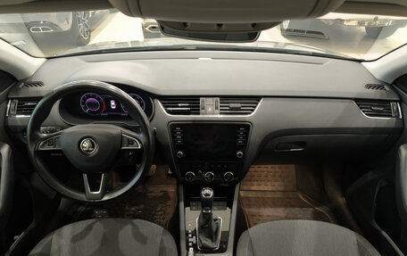 Skoda Octavia, 2019 год, 2 150 000 рублей, 17 фотография