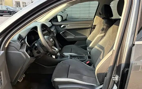 Audi Q3, 2023 год, 2 251 000 рублей, 8 фотография