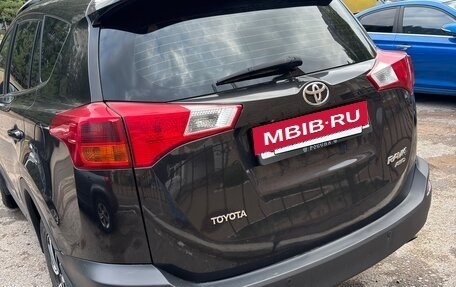 Toyota RAV4, 2014 год, 1 900 000 рублей, 3 фотография