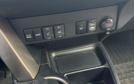 Toyota RAV4, 2014 год, 1 900 000 рублей, 11 фотография