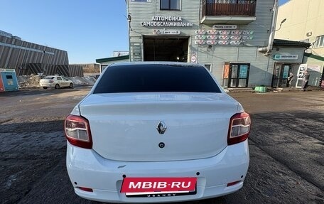 Renault Logan II, 2018 год, 600 000 рублей, 3 фотография