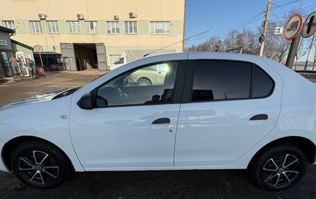 Renault Logan II, 2018 год, 600 000 рублей, 5 фотография