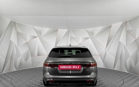 Jaguar XF II, 2017 год, 2 145 000 рублей, 8 фотография