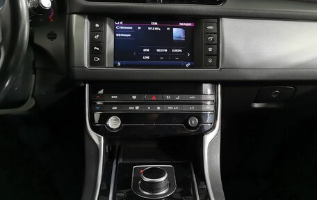 Jaguar XF II, 2017 год, 2 145 000 рублей, 15 фотография