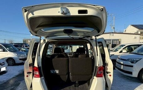 Honda Freed I, 2014 год, 870 444 рублей, 18 фотография