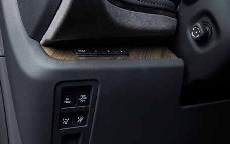 Lexus LM, 2025 год, 19 600 000 рублей, 12 фотография