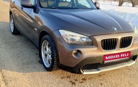 BMW X1, 2011 год, 1 100 000 рублей, 2 фотография