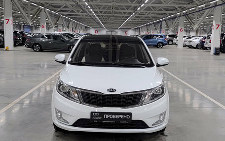 KIA Rio III рестайлинг, 2014 год, 825 000 рублей, 2 фотография