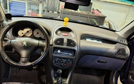 Peugeot 206, 2000 год, 250 000 рублей, 15 фотография