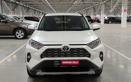 Toyota RAV4, 2019 год, 2 920 000 рублей, 2 фотография