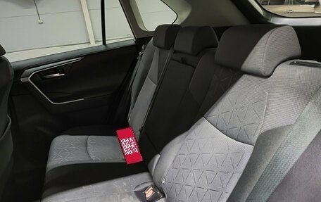 Toyota RAV4, 2019 год, 2 920 000 рублей, 12 фотография