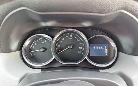 Renault Duster I рестайлинг, 2015 год, 999 800 рублей, 13 фотография