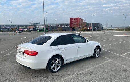 Audi A4, 2014 год, 1 050 000 рублей, 4 фотография