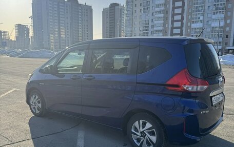Honda Freed II, 2018 год, 1 720 000 рублей, 10 фотография
