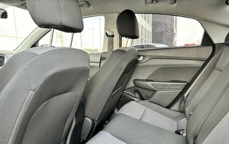 Hyundai Solaris II рестайлинг, 2019 год, 1 350 000 рублей, 13 фотография